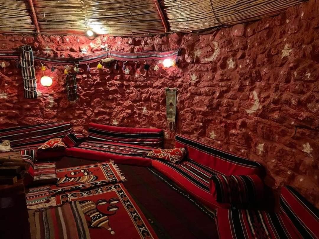 Guest House Attallah Вади Муса Экстерьер фото